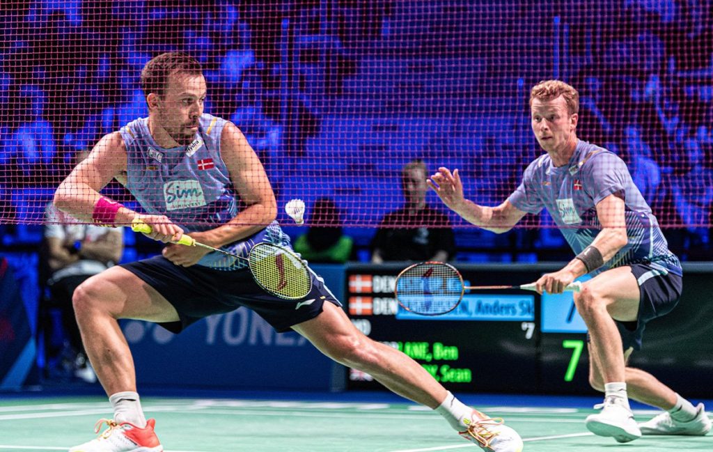 انتخاب راکت بدمینتون